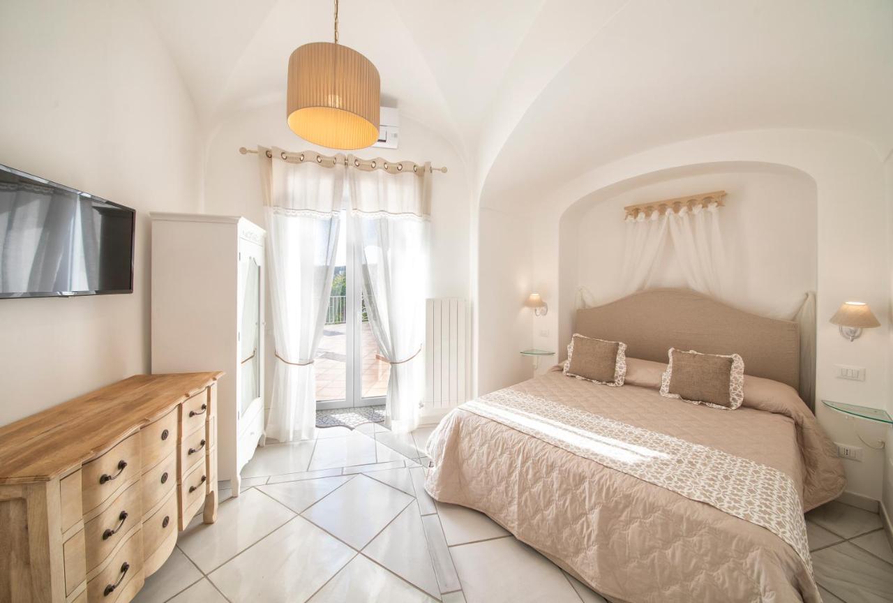 Villa Dei Lecci - 7 Luxury Villas With Private Pool Or Jacuzzi Forio  Exterior photo