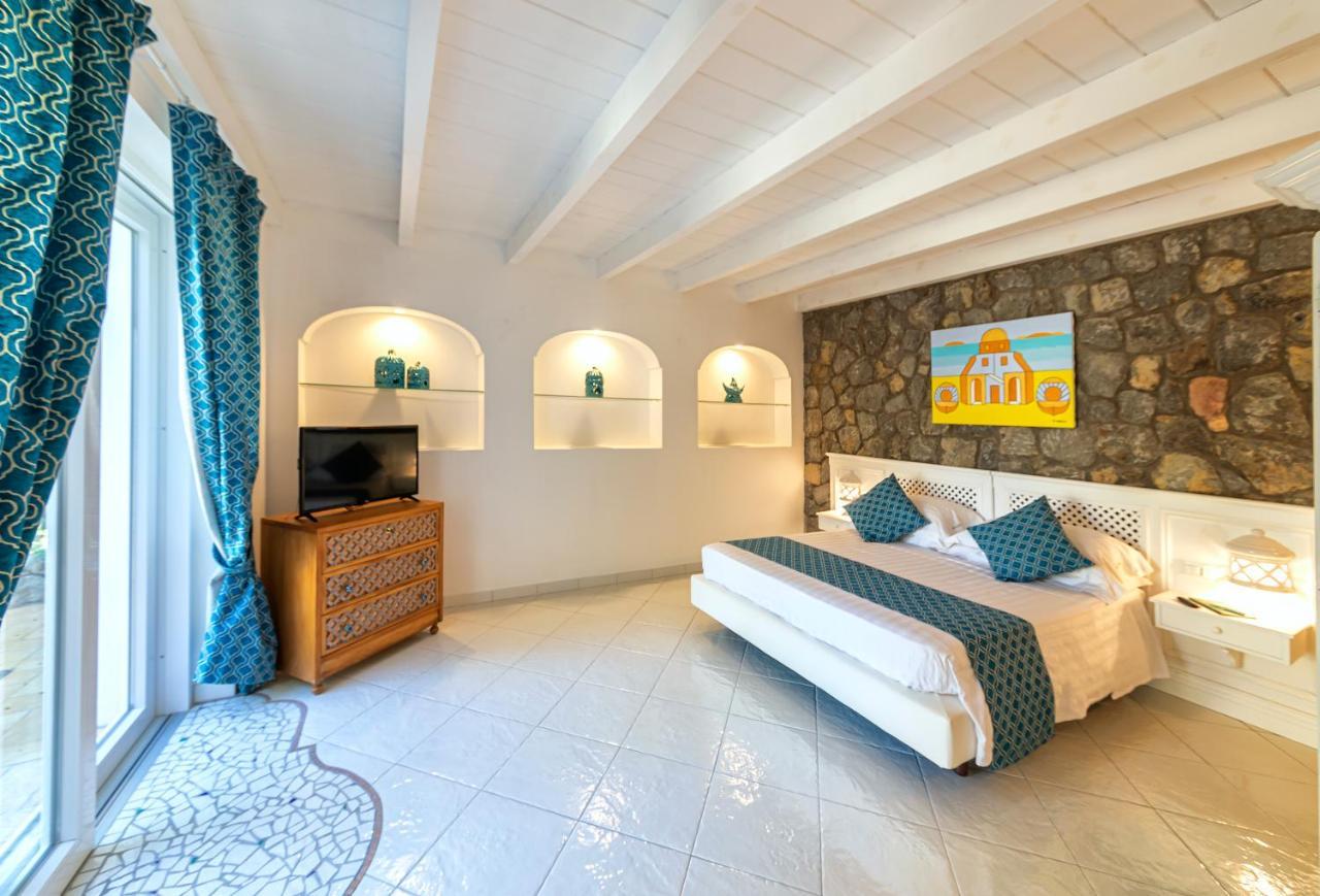Villa Dei Lecci - 7 Luxury Villas With Private Pool Or Jacuzzi Forio  Exterior photo